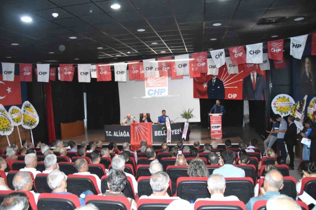 CHP Aliağa İlçe Kongresinde Ali Serçe İlçe Başkanı Seçildi